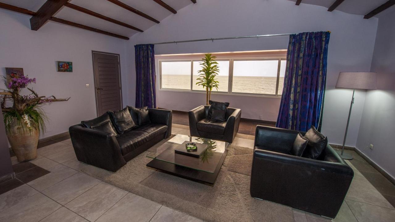 Residence Hoteliere Du Phare Libreville Exterior photo