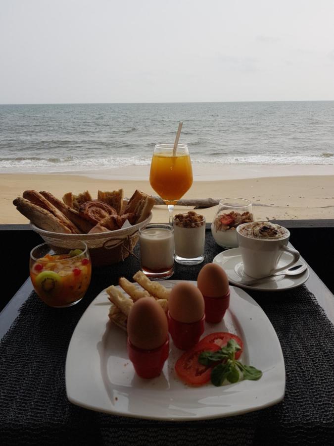Residence Hoteliere Du Phare Libreville Exterior photo